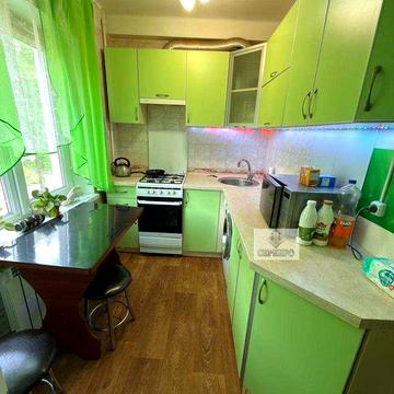 Продам 2-х кімнатну квартиру, Комунарський район, вул. Комарова