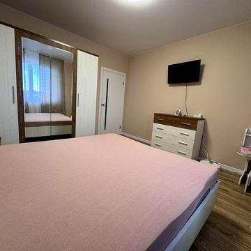 Продаж затишної квартири в. Наварійська Солонка