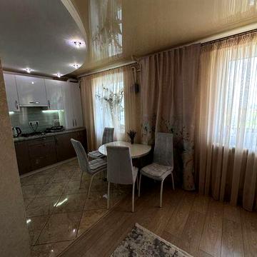 Трикімнатна квартира