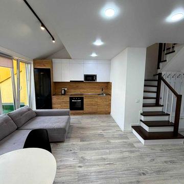 Оренда 2-кім квартири з терасою в ЖК Комфорт Таун, Ю. Липи, 6