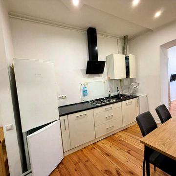 Оренда 1 кім.кв. вул. Замарстинівська (центр)