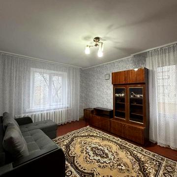 Продам 1 кімнатну квартиру. Виставка