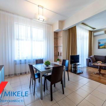 Хрещатик вул. (Kreschatic), 23