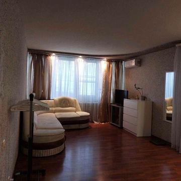 Сдам 1-комн. кв. на Оболони, пр. Героев Сталинграда,64/56.Вид на Днепр