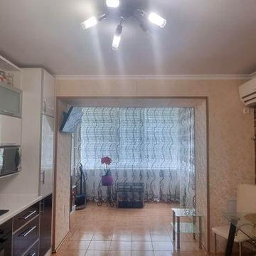 Сучасна квартира в Херсоні . Автономне газове опалення .