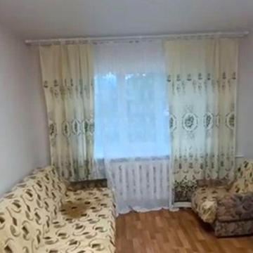 Авіамістечко, оренда двокімнатної квартири  на 1-му поверсі