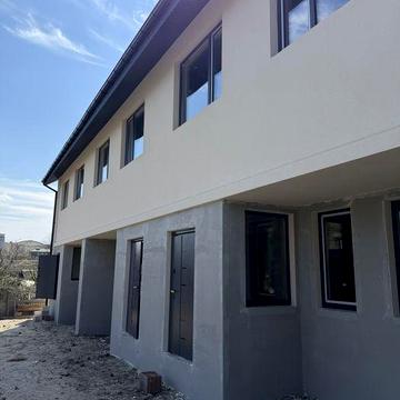 Таунзаус, по цене 2к квартиры, 95м2. Газ.