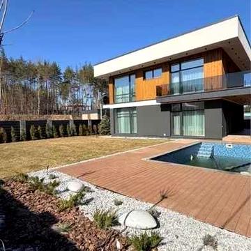 Будинок з ремонтом 205 м², басейн, 7 соток, закрита територія