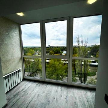 Продам 2ком.квартиру в  Центральной части левого берега. С шикарным видом! ЖК Добробуд