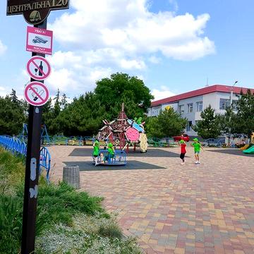 Срочно сдам квартиру 3 ком в прилиманском