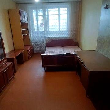 Сдам чистенькую 1 комнатную квартиру на 2 м этаже метро Холодная гора 5 минут