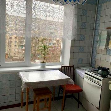 Продам 1-кімнатну квартиру, вул. Гвардійців-Широнінців, 79Б