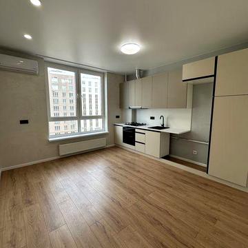 Велика однокімнатна квартира з газом під Єоселю до 3 р! Без комісії!