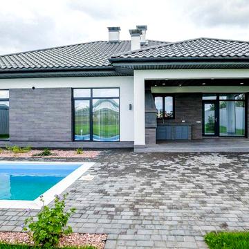 Продається будинок 182 кв.м. з ремонтом та виходом на озеро, Міжріччя