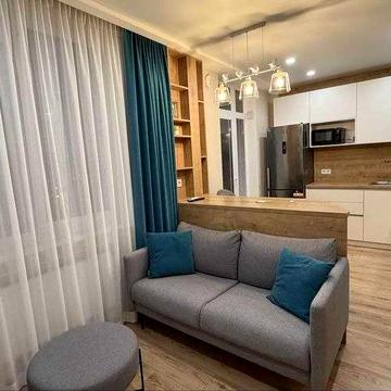 Світла з якісним ремонтом 2 кімнатна квартира-студія у новому будинку!