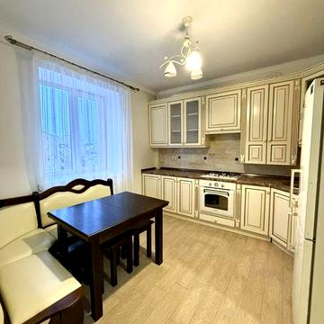 Оренда просторої 2К кв.,40 район