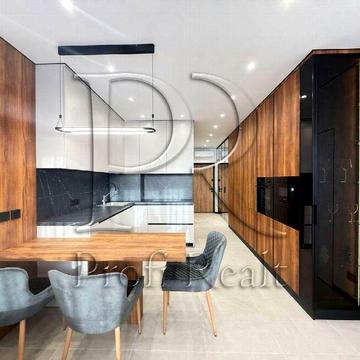 Продаж 1к/ЖК Варшавський/низький поверх/генератор