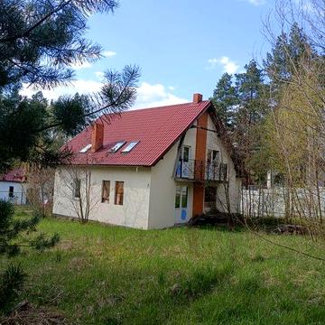 Будинку в Гореничах ліс річка