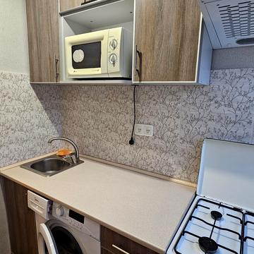 Смілянська вул., 19