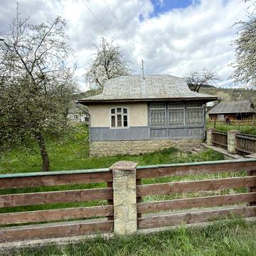 Фасадна земельна ділянка з будинком, м.Яремче уч.Дора (АТБ, UPG)
