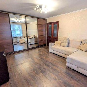 Оренда 1о кімн квартира вул. Небесної Сотні, біля центру