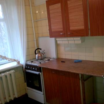 Петра Ніщинського вул., 8