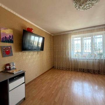 Продам 3 к Квартири