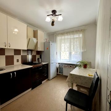 Голосіївський просп. (40-річчя Жовтня), 25