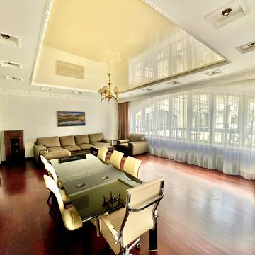 Ірининська вул., 5/24