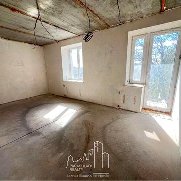 Продам затишну 2-кімнатну квартиру поряд з центром міста!