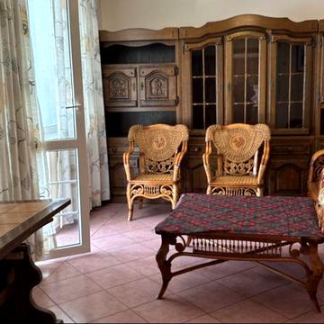 Оренда будинка в 2 хв від Метро