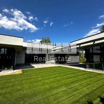 Продаж будинок 320м2 Козин 10 соток