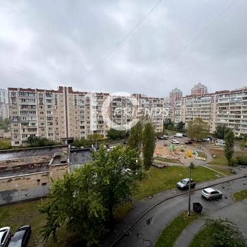 Продаж квартири проспект Червоної Калини