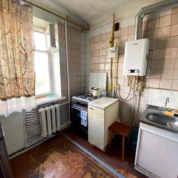 Пропонуємо до продажу 2-кімнатну квартиру в районі 5 школи.