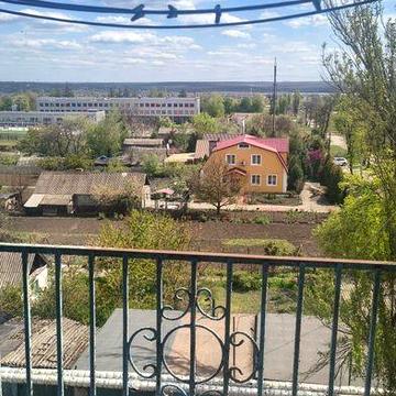 Продам Сталинку на Розе Люксимбург