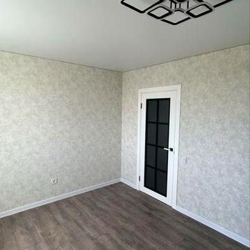 3 кімнатна біля центру з ремонтом