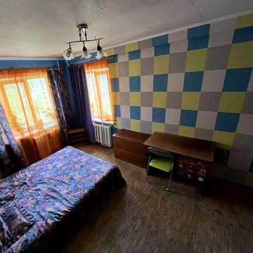 Івана Микитенка вул., 21