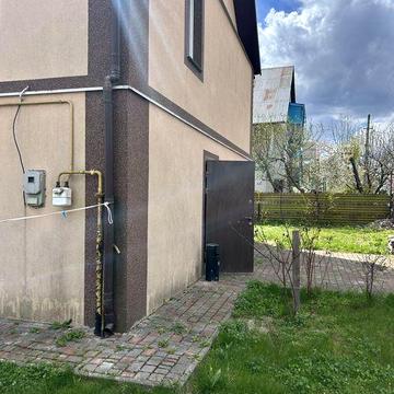 Здам в оренду двоповерховий будинок в місті по вулиці Гетьмана Виговського