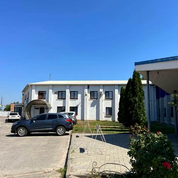 Спортивний пров., 4