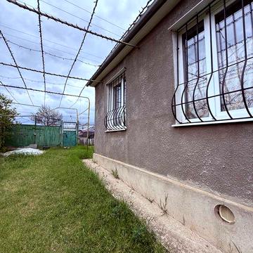 Дом с душой и ухоженным участком — тишина, комфорт и близость к городу