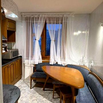 Довгострокова оренда 2к Квартира Сонячна Набережна (Малиновського Маршала) вулиця