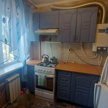 Продаєтся 2х.к Космонавтів  Світанок