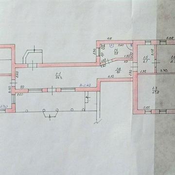 Продам будинок на два ходи м.Богодухів вул Харківська дві жилі кімнати коридор санвузол аітальня столова кухня-є хозпобудови,гараж,ділянка землі,сад.