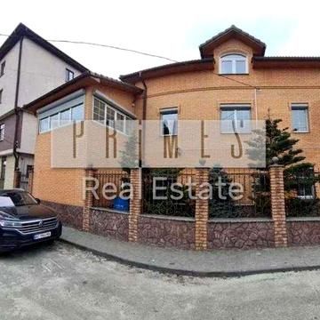 Оренда триповерхового будинку, Соломянський р-н, вул. Купянська