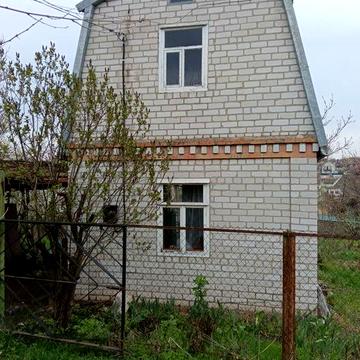 Продається дачний будинок