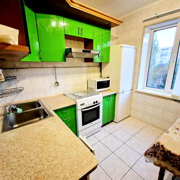 Свободи просп., 6