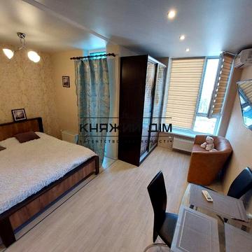 Соборності просп. (Воззєднання), 17 к2