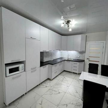 КЛАСНА 3-кім новобуд РУСЬКА (р-н меблі МАЙЯ) (читайте уважно опис)!