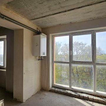 Продам 3 -кімнатну квартиру в  новому (зданому)  будинку