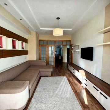 Оренда двокімнатної квартири по вул. Академика Сахарова